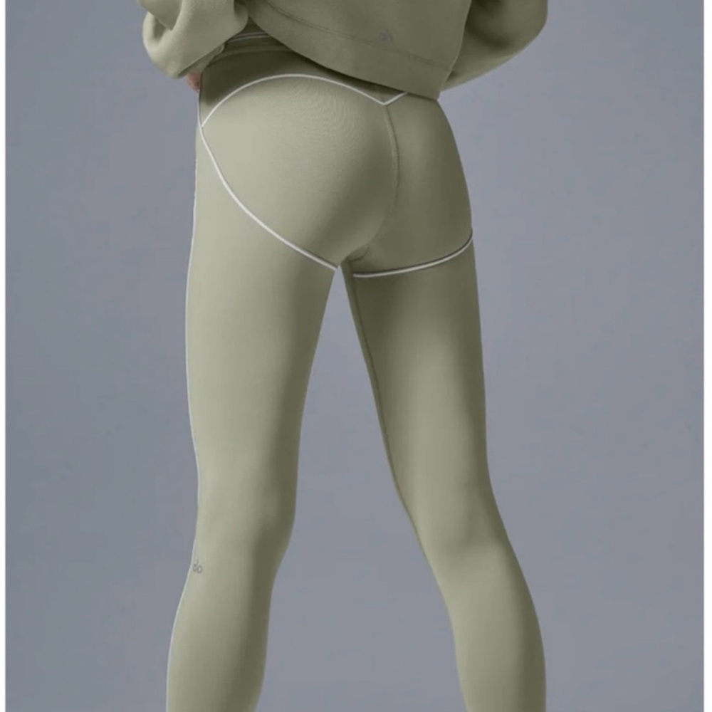 Alo set - Picture 4 of 7